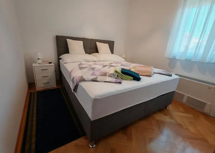 Loncar Lägenhet Zadar